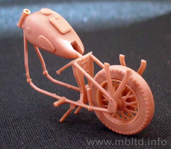 Master Box MB3528 1:35 German motorcycle and sidecar