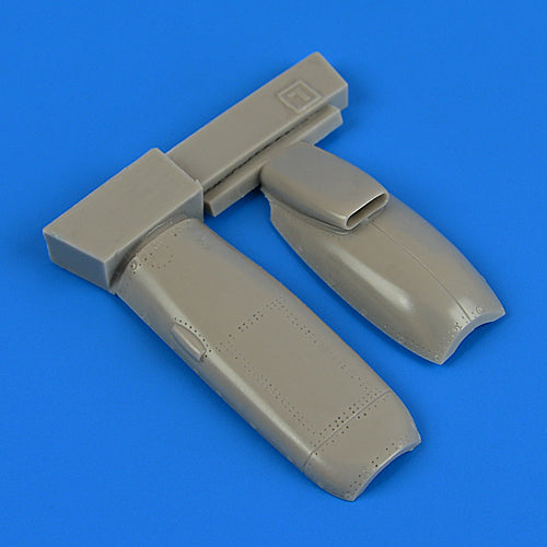 Quickboost (by Aires) 72526 1:72 Supermarine Spitfire Mk. IXc late engine covers