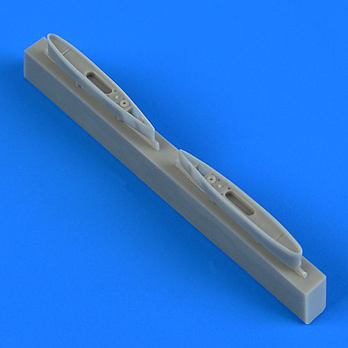 Quickboost (by Aires) 72536 1:72 Aero L-29 'Delfin' pylons