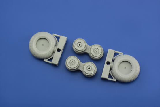 Eduard Brassin 648244 1:48 Junkers Ju-88A-5 early wheels with weighted tyre effect with weighted tyre effect