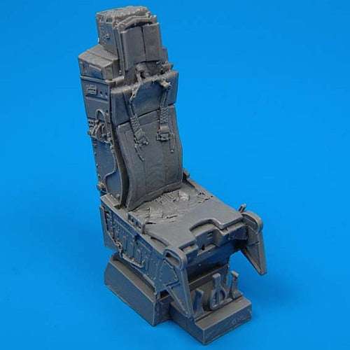 Quickboost (by Aires) 72022 1:72 McDonnell F-15 Eagle ejection seat with safety belts