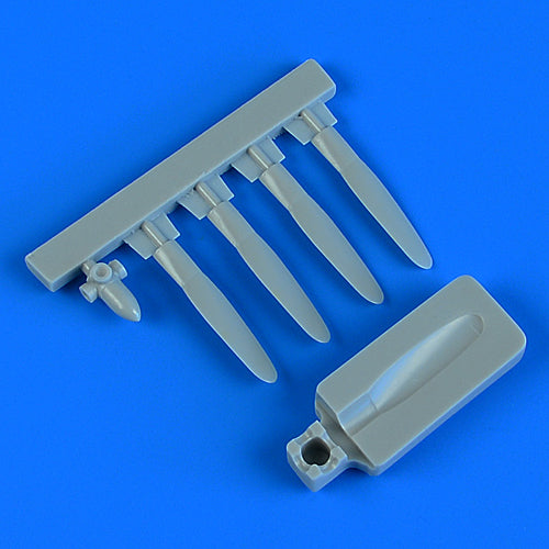 Quickboost (by Aires) 72620 1:72 Republic P-47D Thunderbolt propeller Curtiss 13ft. w /tool