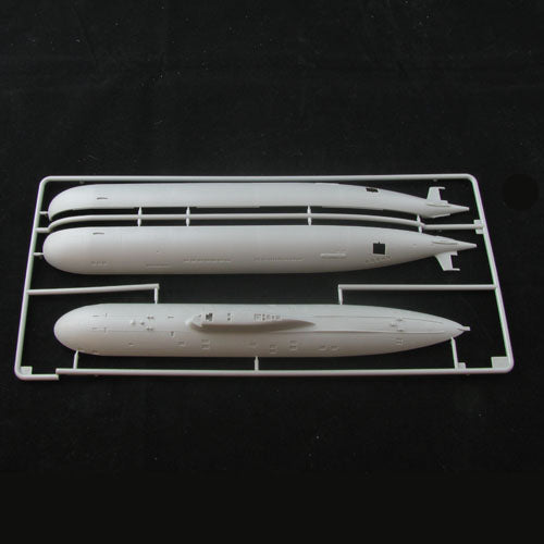 Bronco Models NB5020 1:350 Akula II Class Attack Submarine 'K335 Giepard'