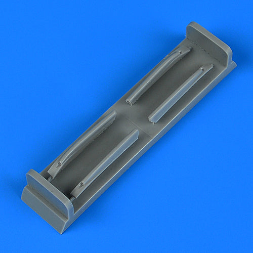 Quickboost (by Aires) 72633 1:72 Petlyakov Pe-2 exhaust - covered