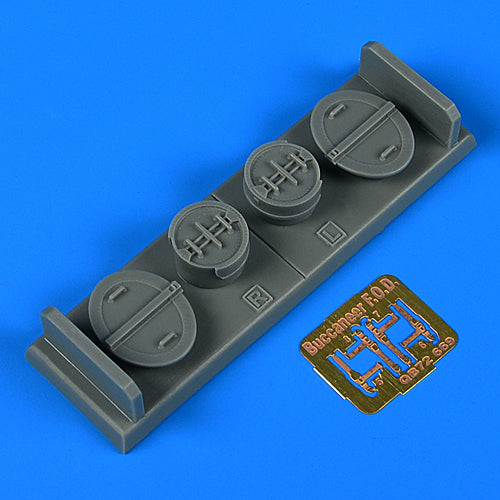 Quickboost (by Aires) 72669 1:72 Blackburn Buccaneer S.2B/BS.2C FOD covers