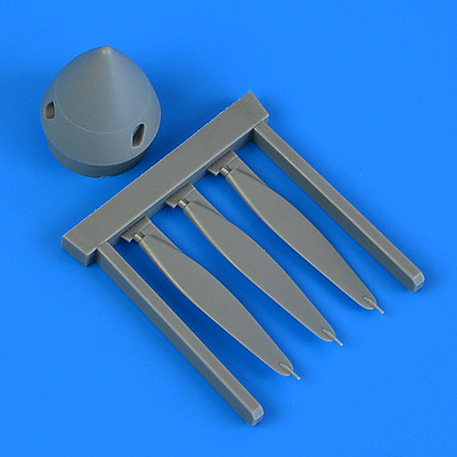 Quickboost (by Aires) 49016 1:48 Curtiss P-40E Warhawk propellers