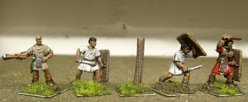 Linear-A 003-S 1:72 Legionary Recruits Training