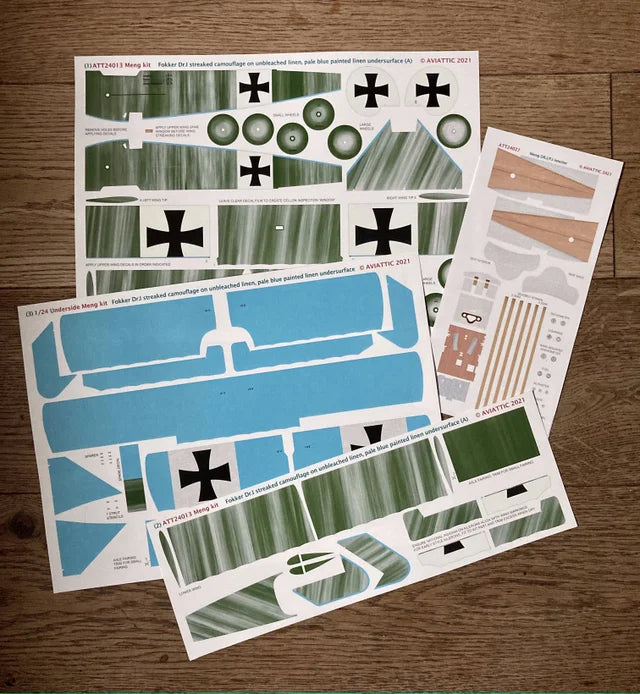 Aviattic ATT24013 1:24 Fokker Dr.I Triplane streaking camouflage, blue paint on linen undersurfaces (streak scheme 'B')