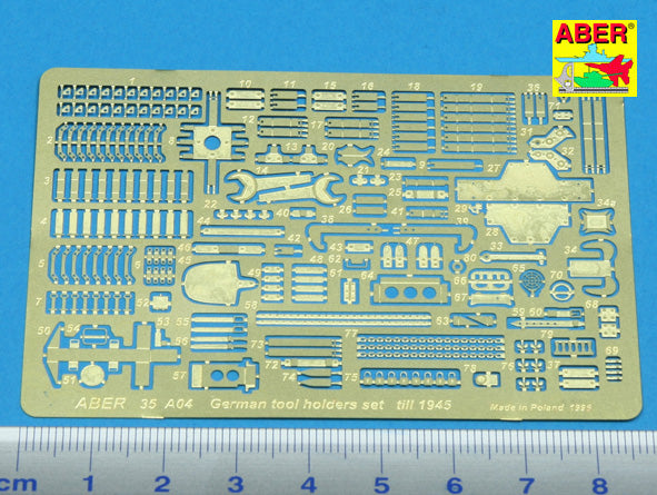 Aber 35A004 1:35 German Tool Holder Set from 1939 - 1945