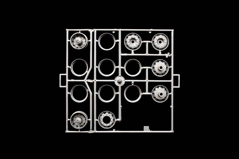 Italeri 93834 1:24 DAF XF 95 SUPER SPACE CAB