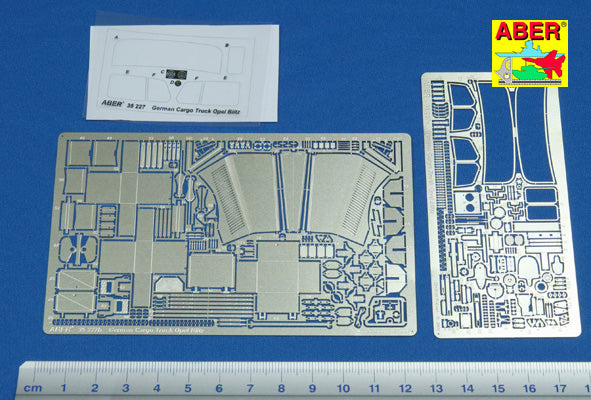 Aber 35227 1:35 Opel Blitz 3 ton 4 x 2 Cargo Truck