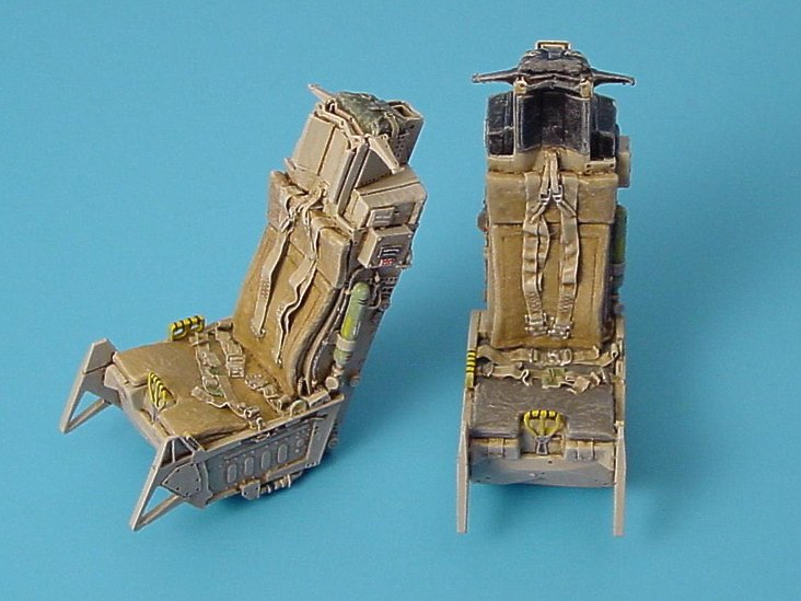 Aires 4141 1:48 ACES II Ejection Seats x 2