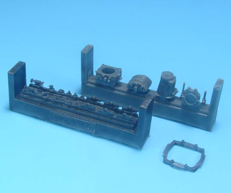 AML A72078 1:72 Luftwaffe Camera RB 20/30 with rack