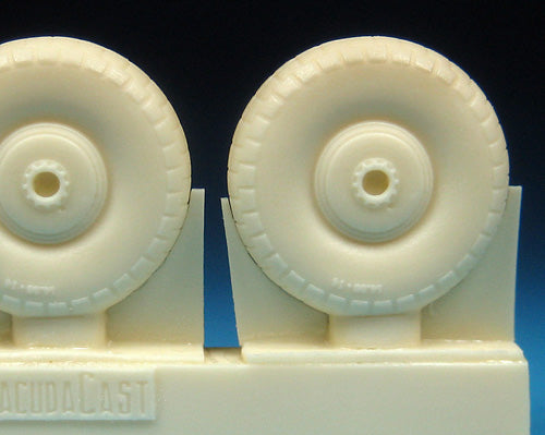 Barracuda Studios BCR72249 1:72 Bristol Beaufighter Mk.X Late Wheels - Plain Tread