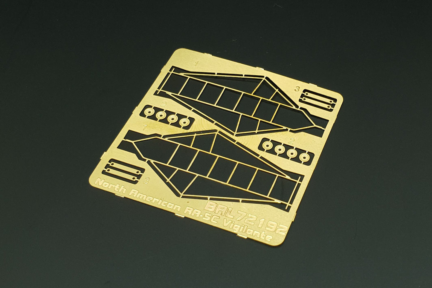 Brengun BRL72192 1:72 North-American RA-5C Vigilante Boarding Ladder