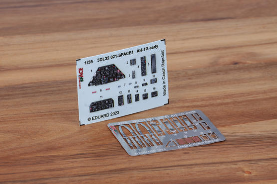 Eduard 3DL32021 1:35 Bell AH-1G early SPACE