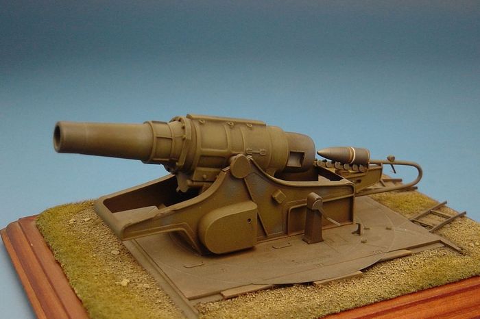 Hauler HLP72028 1:72 42cm Haubitze M.17(t) Czech/German Heavy Howitzer Resin Kit