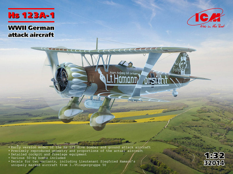 ICM 32014 1:32 Henschel Hs-123A-1 WWII German attack aircraft