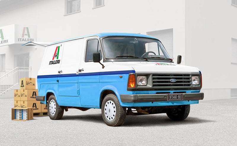Italeri 3975 1:24 Ford Transit 'Italeri'