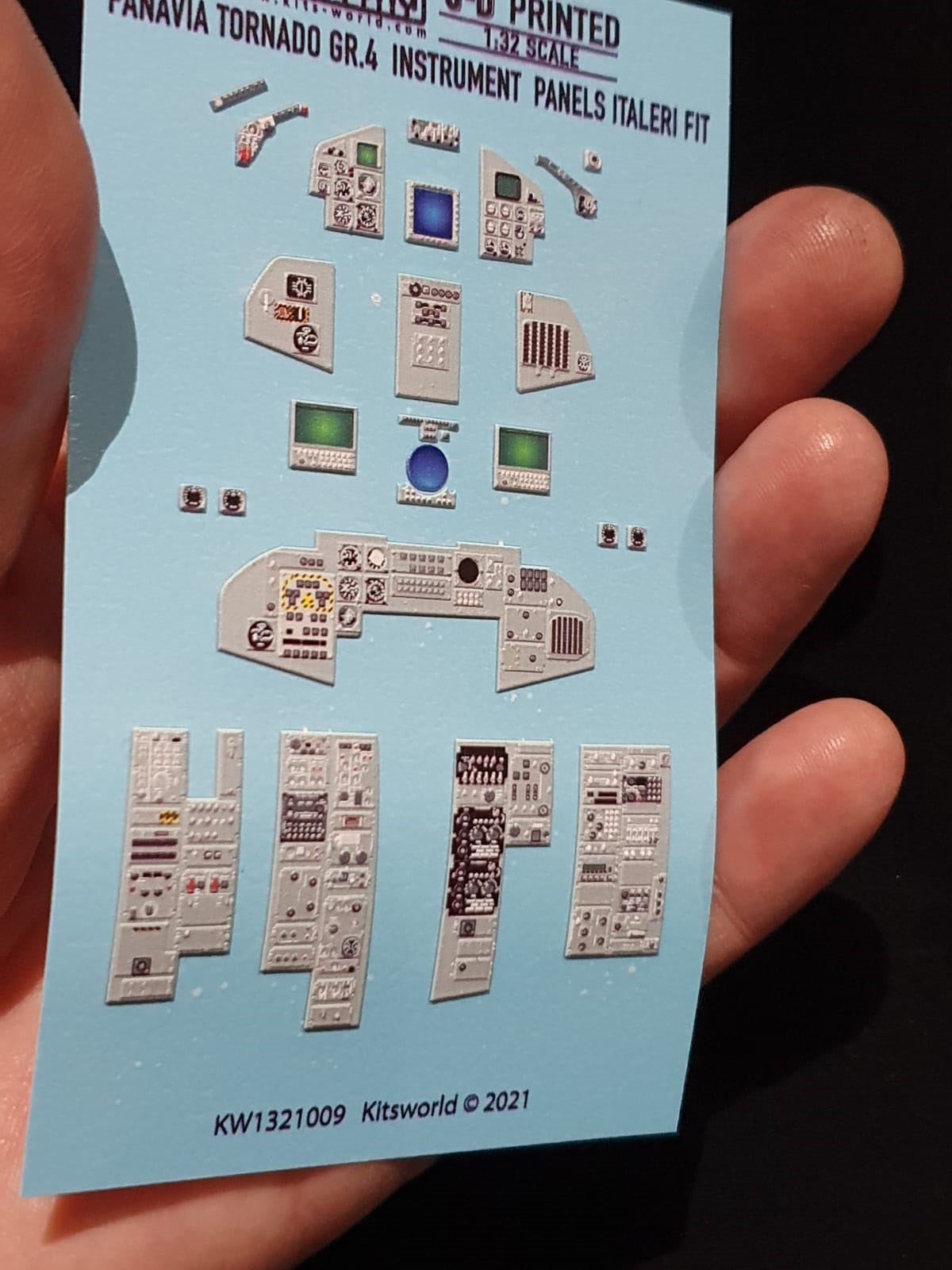 Kits-World 3D1321009 1:32 Full Colour 3D Decals - Panavia Tornado GR.4 Cockpit Instrument Panel