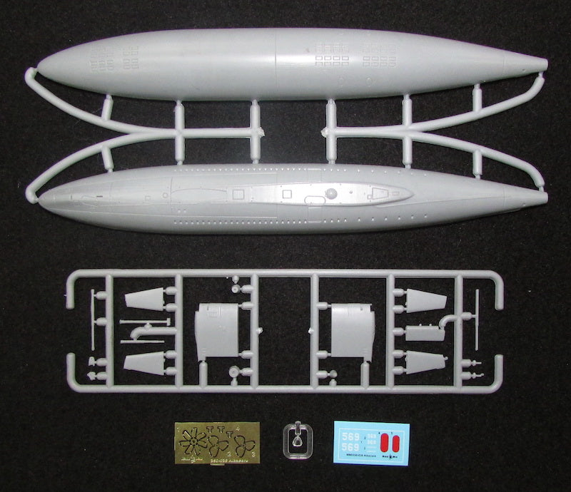 Mikro-Mir 350-36 1:350 USS Albacore (AGSS-569)