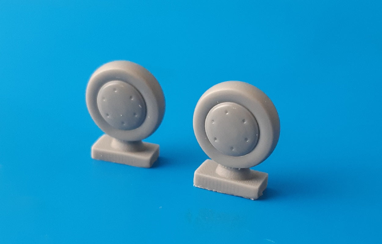 Mastercasters 48077 1:48 Douglas SBD Dauntless / A-24 Banshee Smooth Tyres