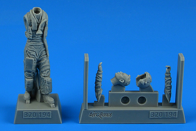 Aerobonus (by Aires) 320194 1:32 Modern NATO Fighter Pilot