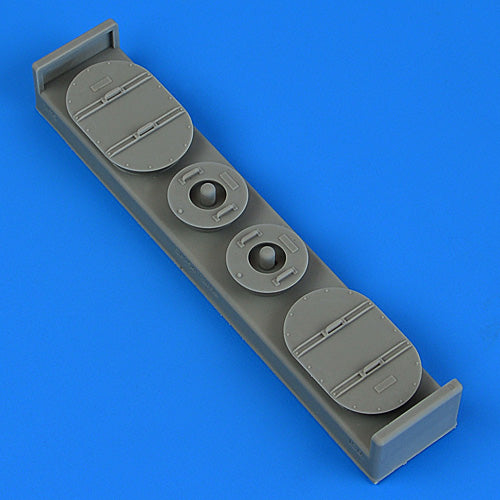 Quickboost (by Aires) 35013 1:35 Sikorsky CH-54 Tarhe FOD Covers