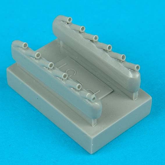 Quickboost (by Aires) 48054 1:48 North-American P-51D Mustang Exhausts