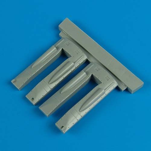 Quickboost (by Aires) 48369 1:48 Lockheed P-38J/P-38H Lightning turbo-supercharger cover