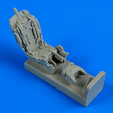 Quickboost (by Aires) 48596 1:48 Mikoyan MiG-23 Flogger ejection seat with safety belts
