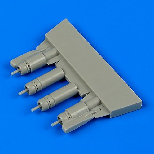 Quickboost (by Aires) 48672 1:48 Vought F4U-5 Corsair gun barrels with pylons
