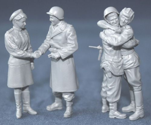 Riich Models RV35014 1:35 East meet West (Elbe River. 1945) (WWII) Soviet and American troops (WWII)