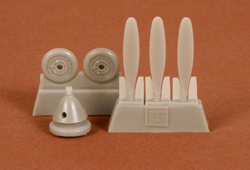 SBS Model SBS72007 1:72 Bell P-39Q/N Airacobra Propeller set + wheels