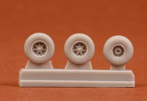 SBS Model SBS72021 1:72 BAe Harrier GR.1/GR.3. wheel set