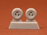 SBS Model SBS72026 1:72 Supermarine Spitfire/Seafire wheels (3-spoke with radial tread)