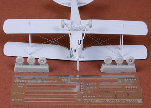 SBS Model SBS72048 1:72 de Havilland Dh.82a Tiger Moth rigging set & wheels