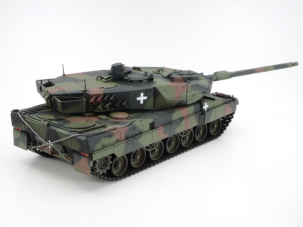 Tamiya 25207 1:35 Leopard 2A6 Tank 'Ukraine'