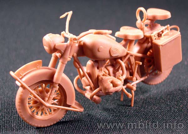 Master Box MB3528 1:35 German motorcycle and sidecar