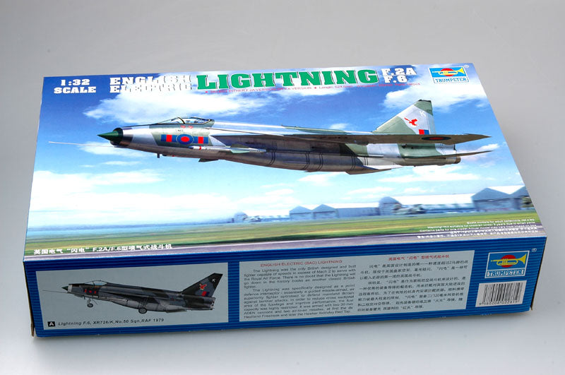 Trumpeter 02281 1:32 BAC/EE Lightning F.2A/F.6