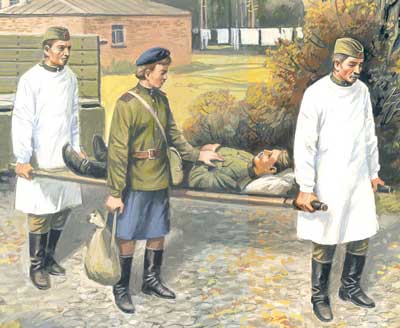 ICM 35551 1:35 Soviet Medical Personnel (1943-45)