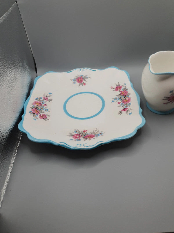 Vintage - Roslyn Fine Bone China - Cake Plate and Milk Jug