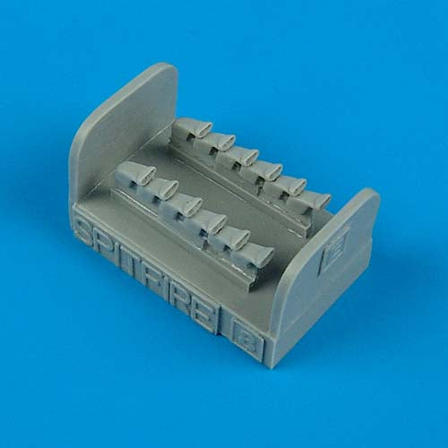 Quickboost (by Aires) 72168 1:72 Supermarine Spitfire Mk.IX exhausts - fishtall