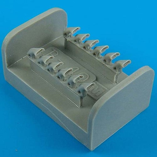 Quickboost (by Aires) 72096 1:72 Curtiss P-40M/P-40N Warhawk exhaust