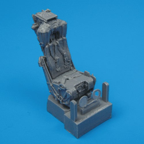 Quickboost (by Aires) 72011 1:72 McDonnell F-4 Phantom ejection seats x 2 with moulded in belts