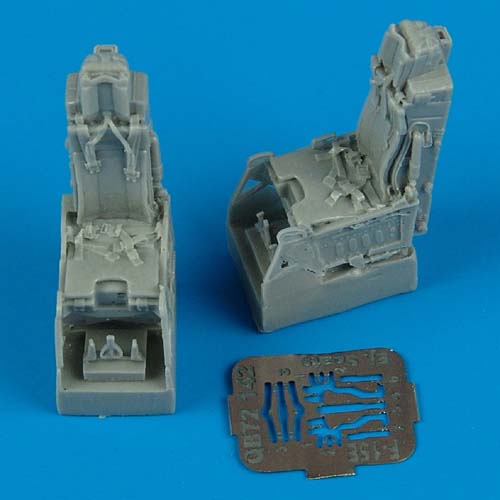 Quickboost (by Aires) 72142 1:72 McDonnell F-15E Strike Eagle Strike Eagle ejection seat with safety belts