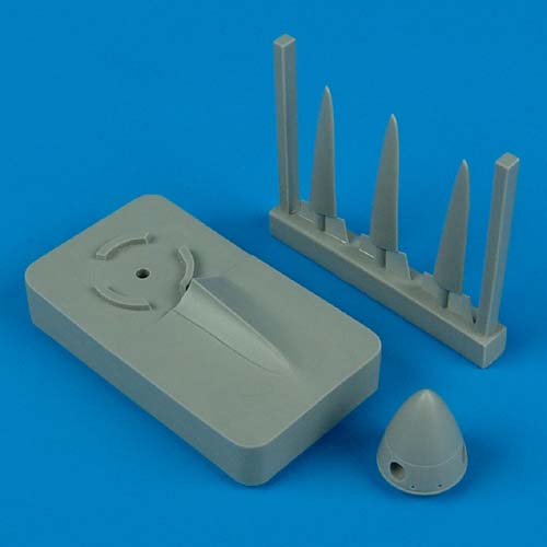 Quickboost (by Aires) 72160 1:72 Supermarine Spitfire Mk.V rotol propeller with tool