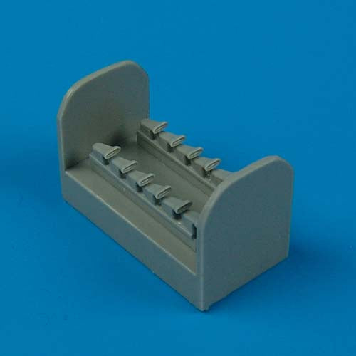 Quickboost (by Aires) 72237 1:72 Supermarine Spitfire Mk.XIVC exhaust - fishtail
