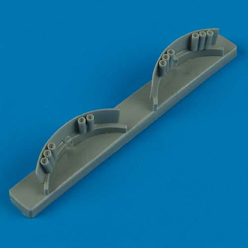 Quickboost (by Aires) 72254 1:72 Douglas A-1 Skyraider exhaust