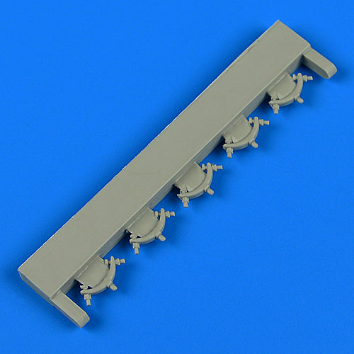 Quickboost (by Aires) 48807 1:48 Ilyushin IL-2 Sturmovik bomb ejector